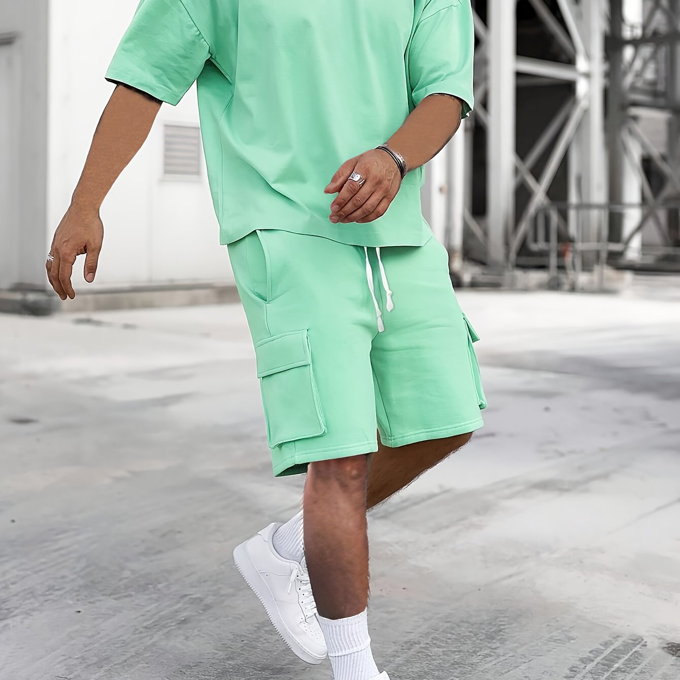 Ademende Stof Heren Beige Casual Sportkleding Set - Polyester Ronde Hals T-Shirt & Shorts met Trekkoord en Zakken, Machinewasbaar, Zomercomfort