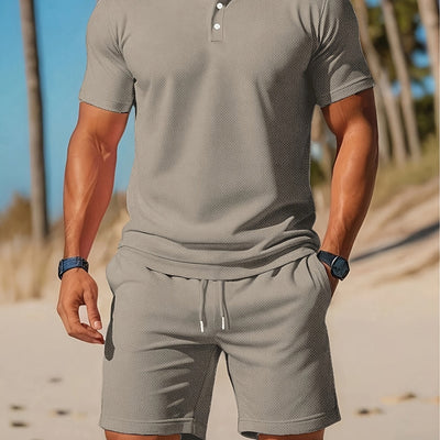 Zomerse casual herenset met lichtgewicht korte mouwen golftop met kraag en effen kleur tailleband shorts.kken